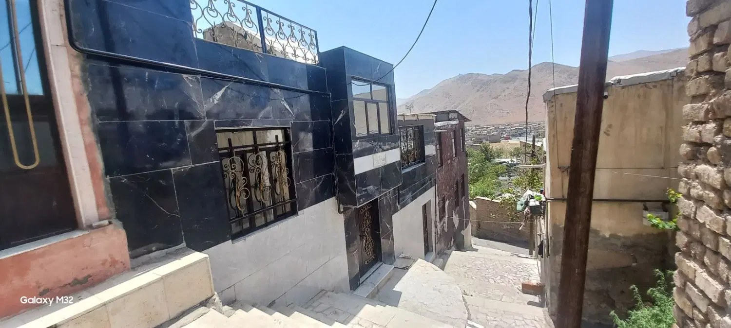 خانه ویلایی یک ونیم طبقه