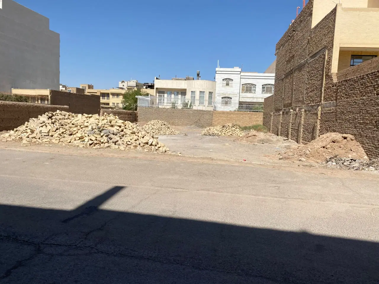 فروش زمین منابع طبیعی