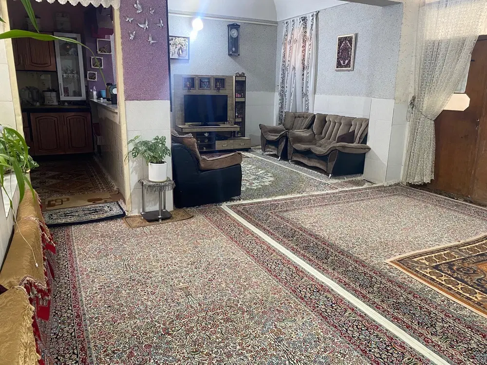 فروش خانه ویلایی بزرگ عزت اباد