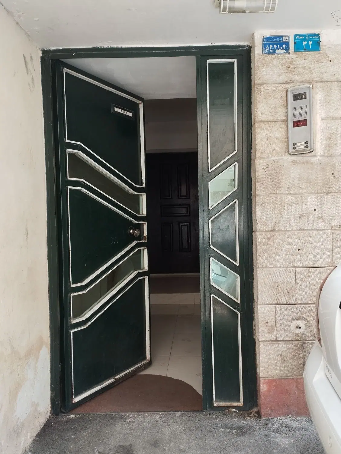 آپارتمان خوش نقشه در حصارک بالا