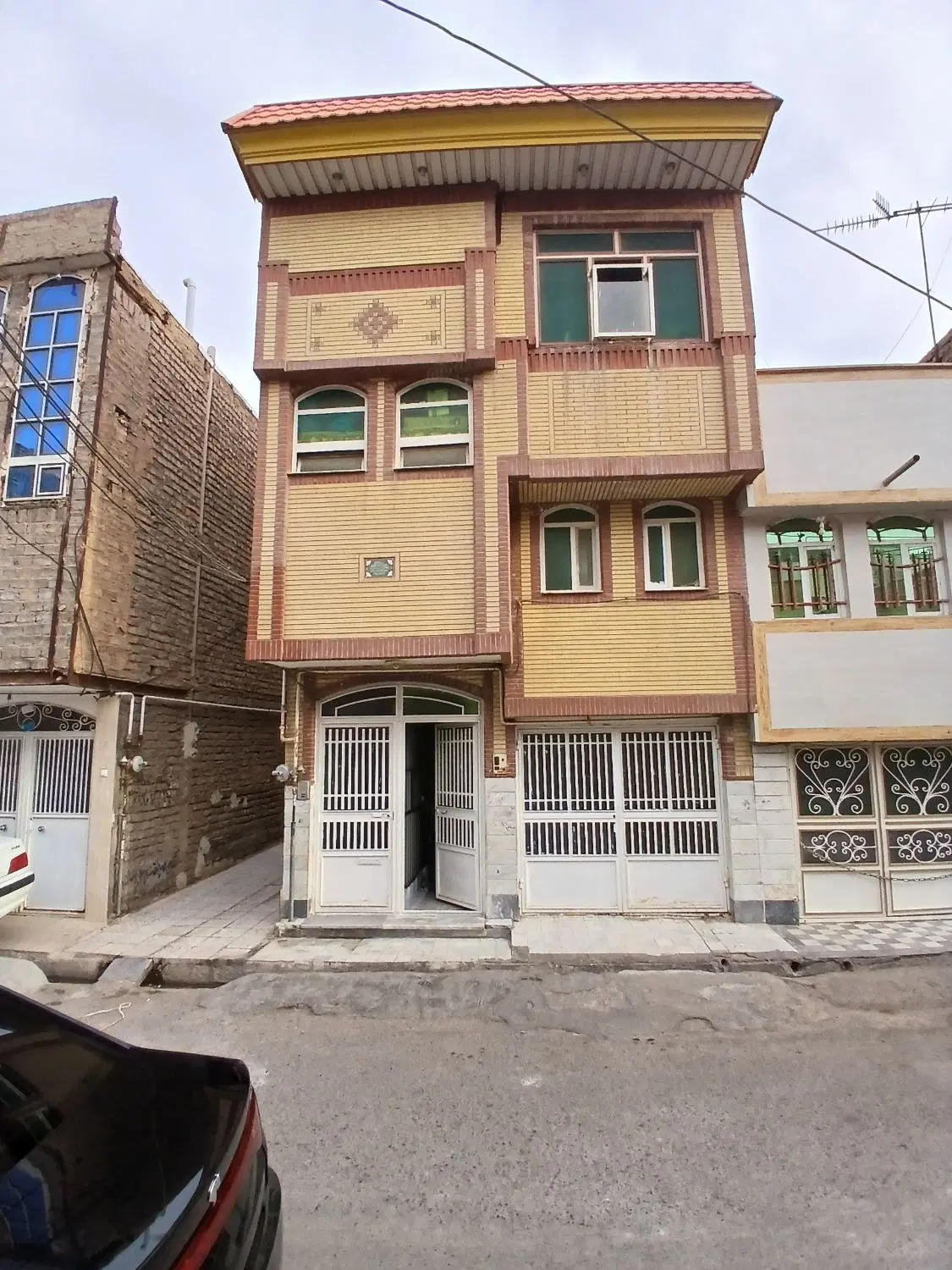 خانه ویلایی جنوبی سید معصوم‌کامکار