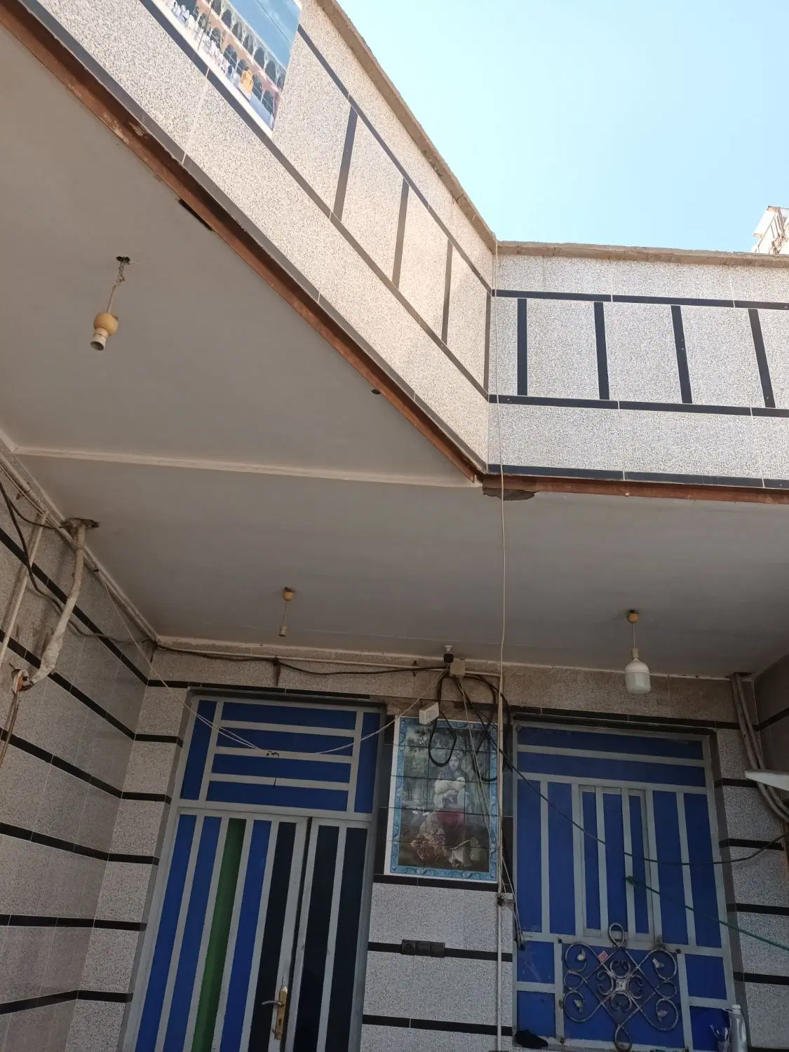 تجاری و مسکونی