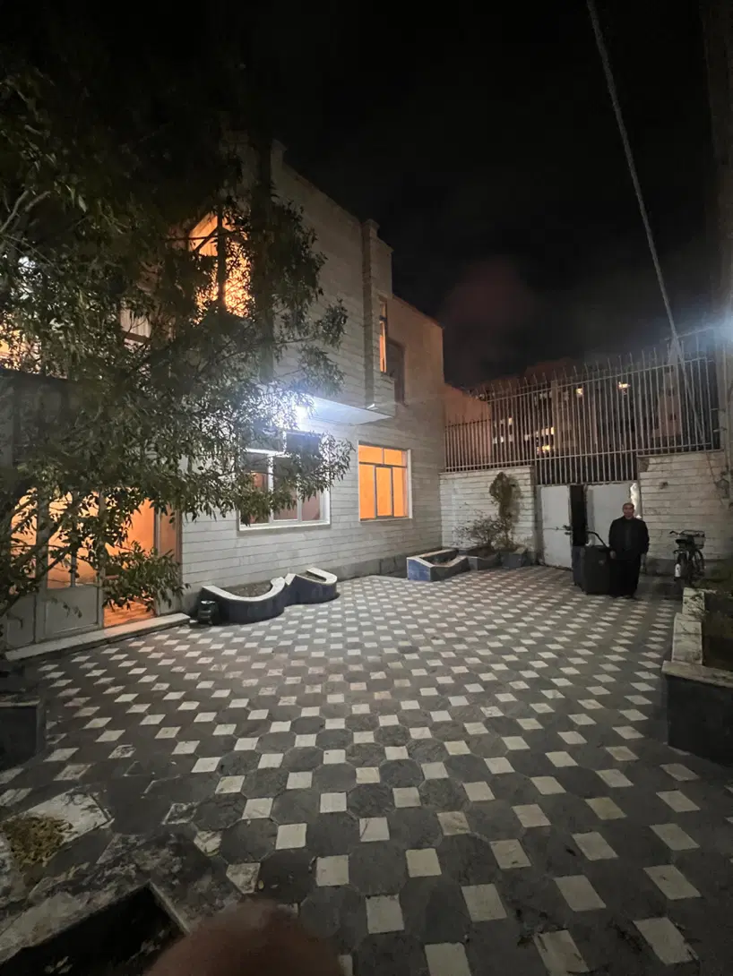 خانه دربست  در ۲ طبقه مجزا منصوریه