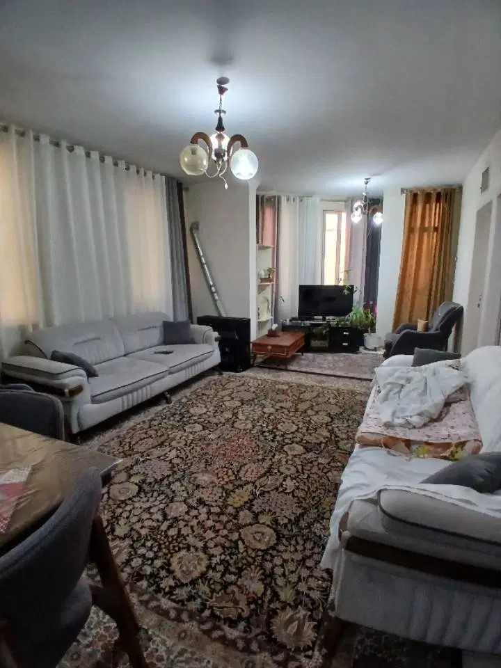 ۷۵متر،دوخواب،پارکینگ اختصاصی