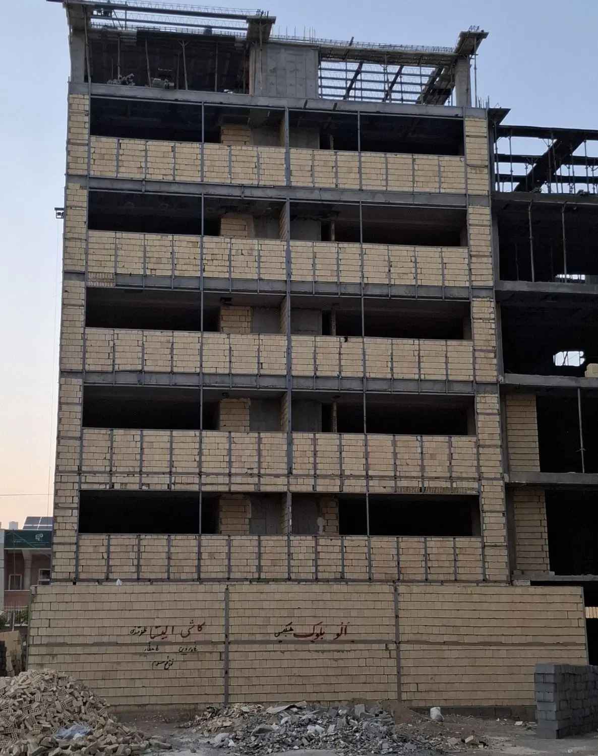پیش فروش با تحویل۶ ماه دیگر