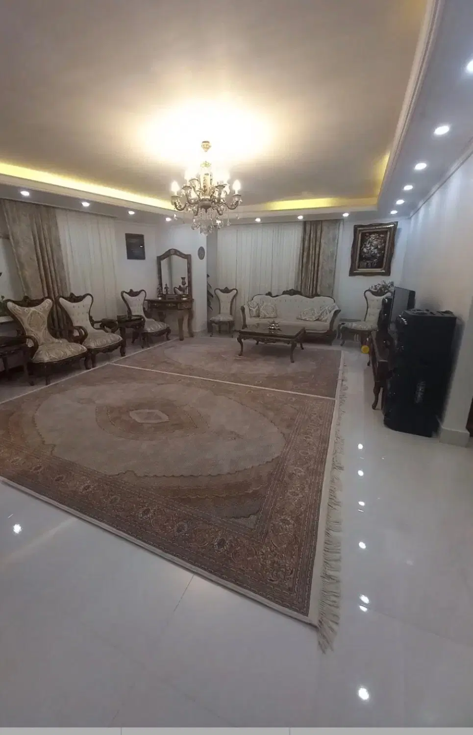 آپارتمان ۱۰۳ متری تک‌واحدی_بهارمصطفی خمینی