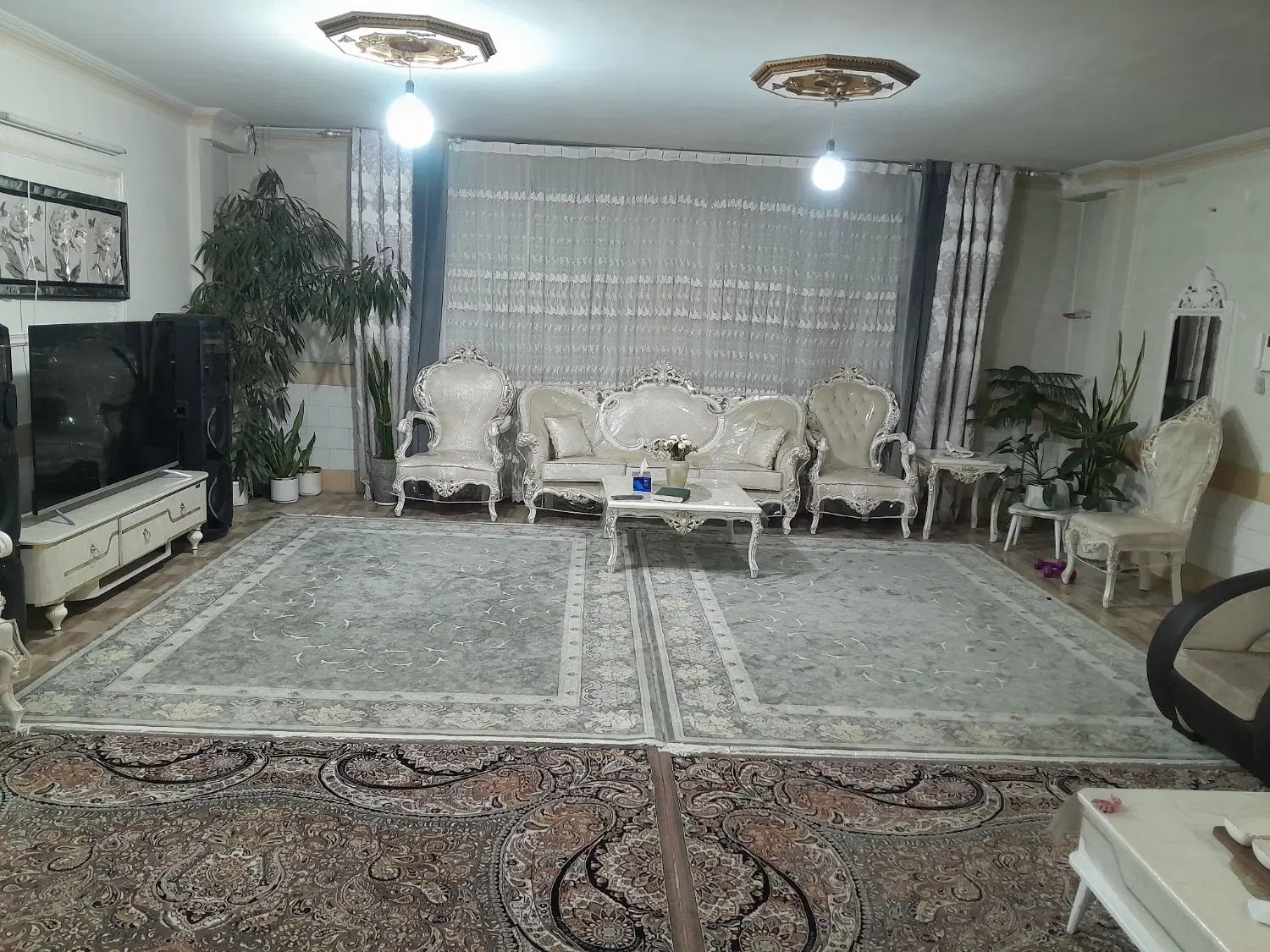 رهن خانه انوری