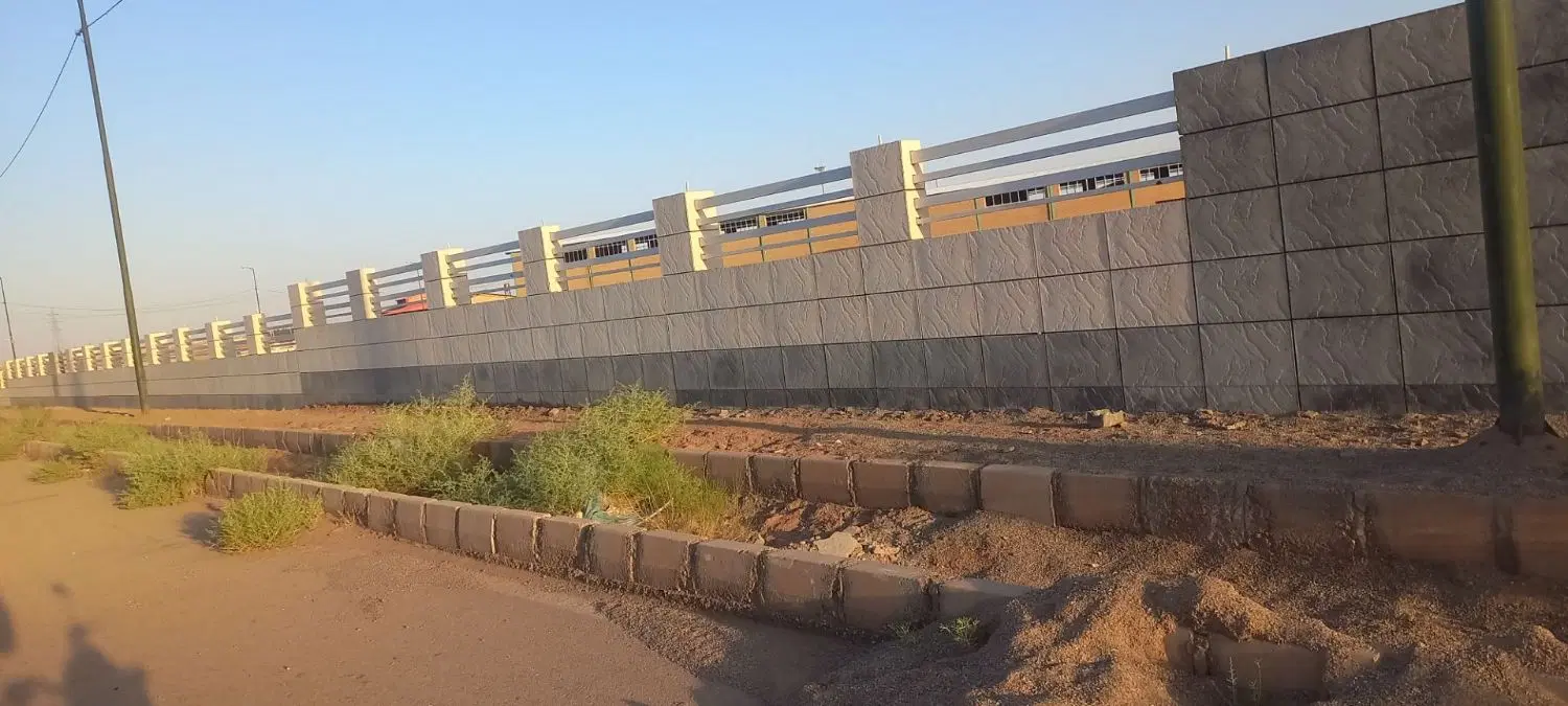 ۱۵۰۰۰ متر زمین و سوله شهرک صنعتی گرمسار