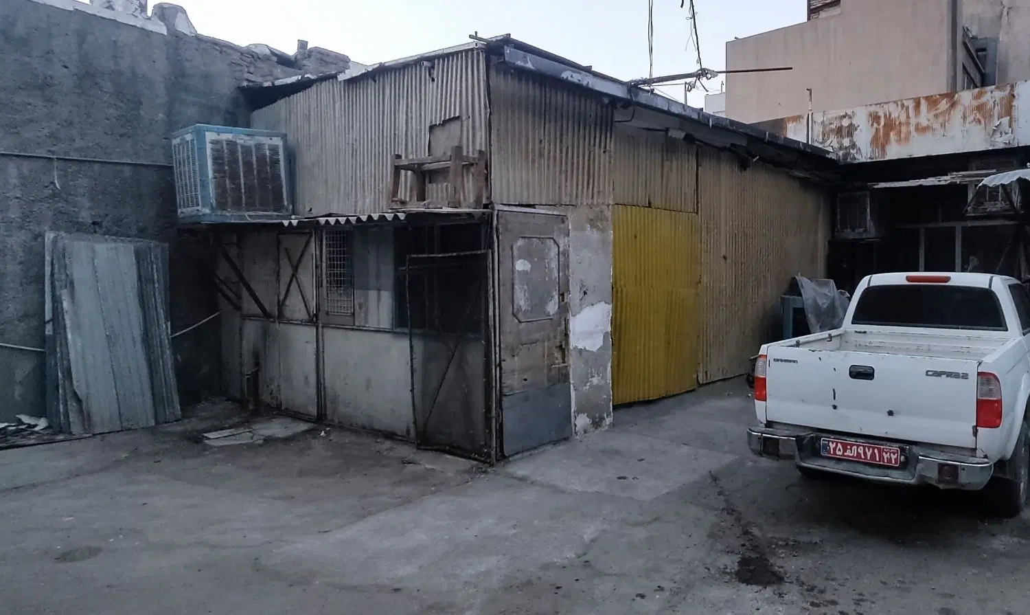 رهن و اجاره مغازه ۷۰ متری مناسب کارگاه و تولیدی