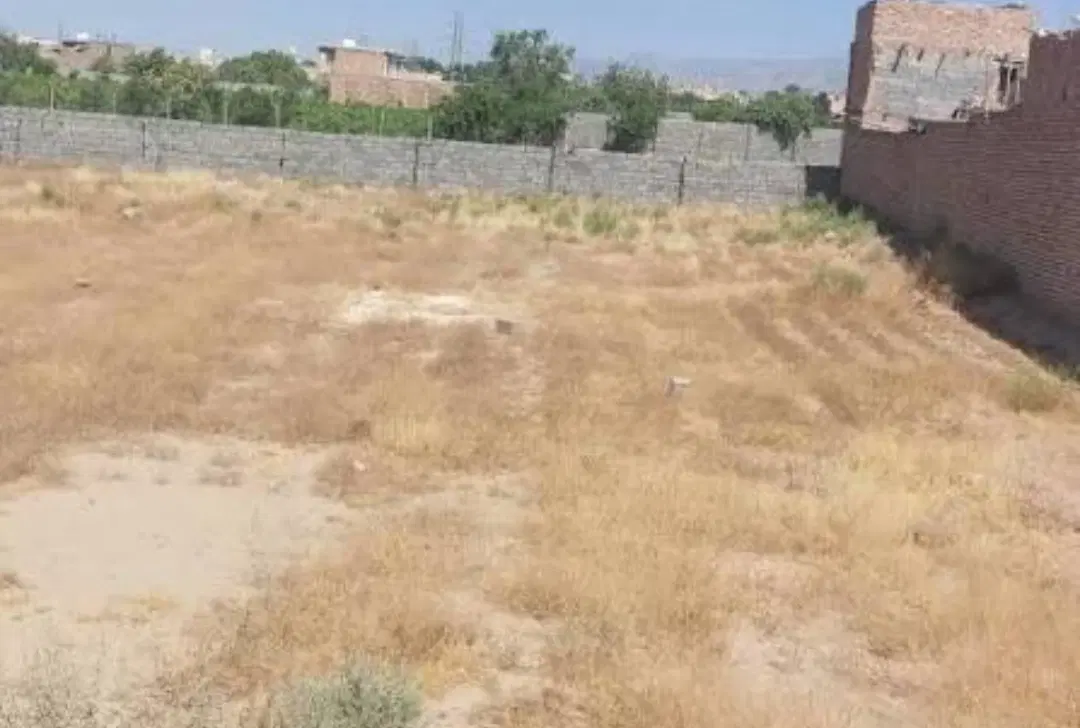 فروش یک بابا مغازه و دو باب زمین مسکونی در زنگنه