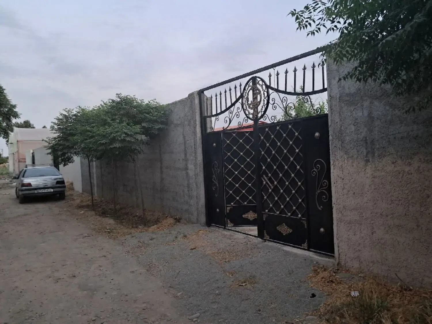 باغ ویلا ۵۰۰متری  زیر قیمت  فوری فروشی