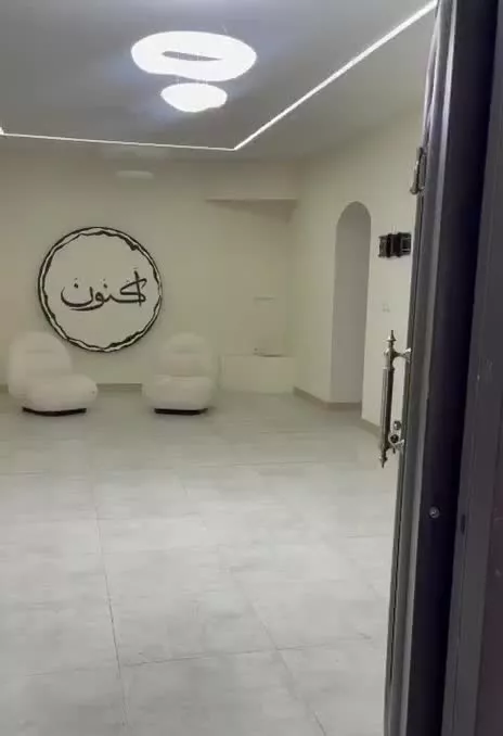 واحد مسکونی اداری بر اصلی ارم