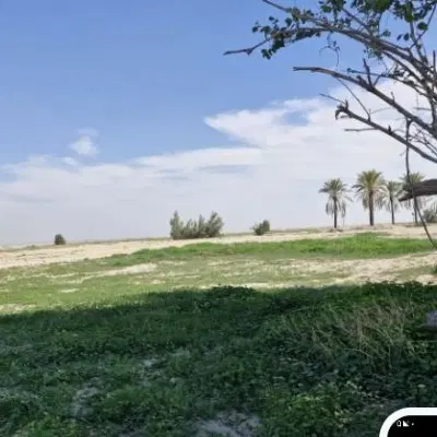 زمین فرهنگیان