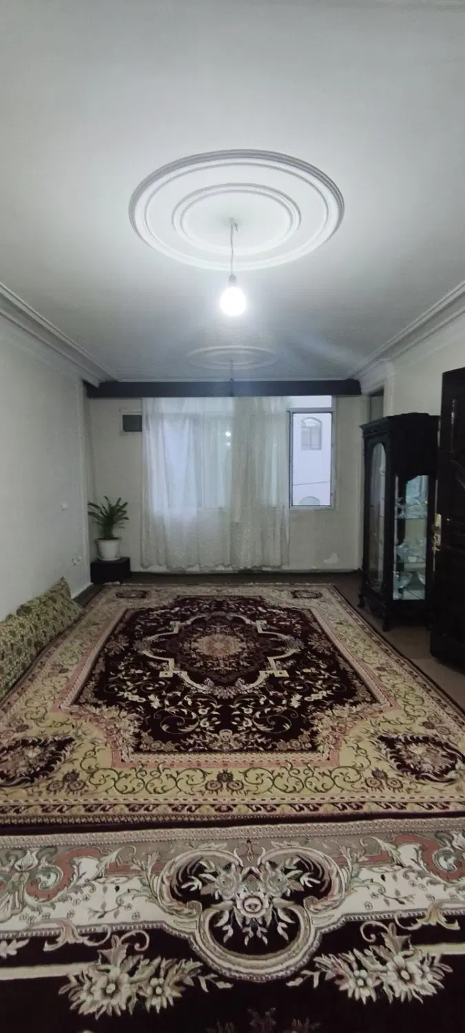 واحد ویلایی 120متری درکلاک نو خیابان پیراندره