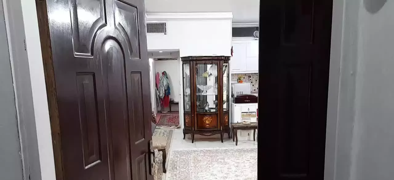 آپارتمان 85 متری در توس 38 انقلاب 14