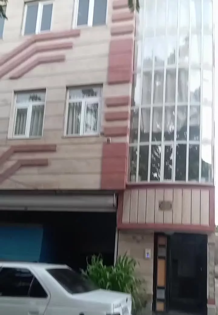 خانه واقع در چای باشی انتحایه کوی پاسداران درستی