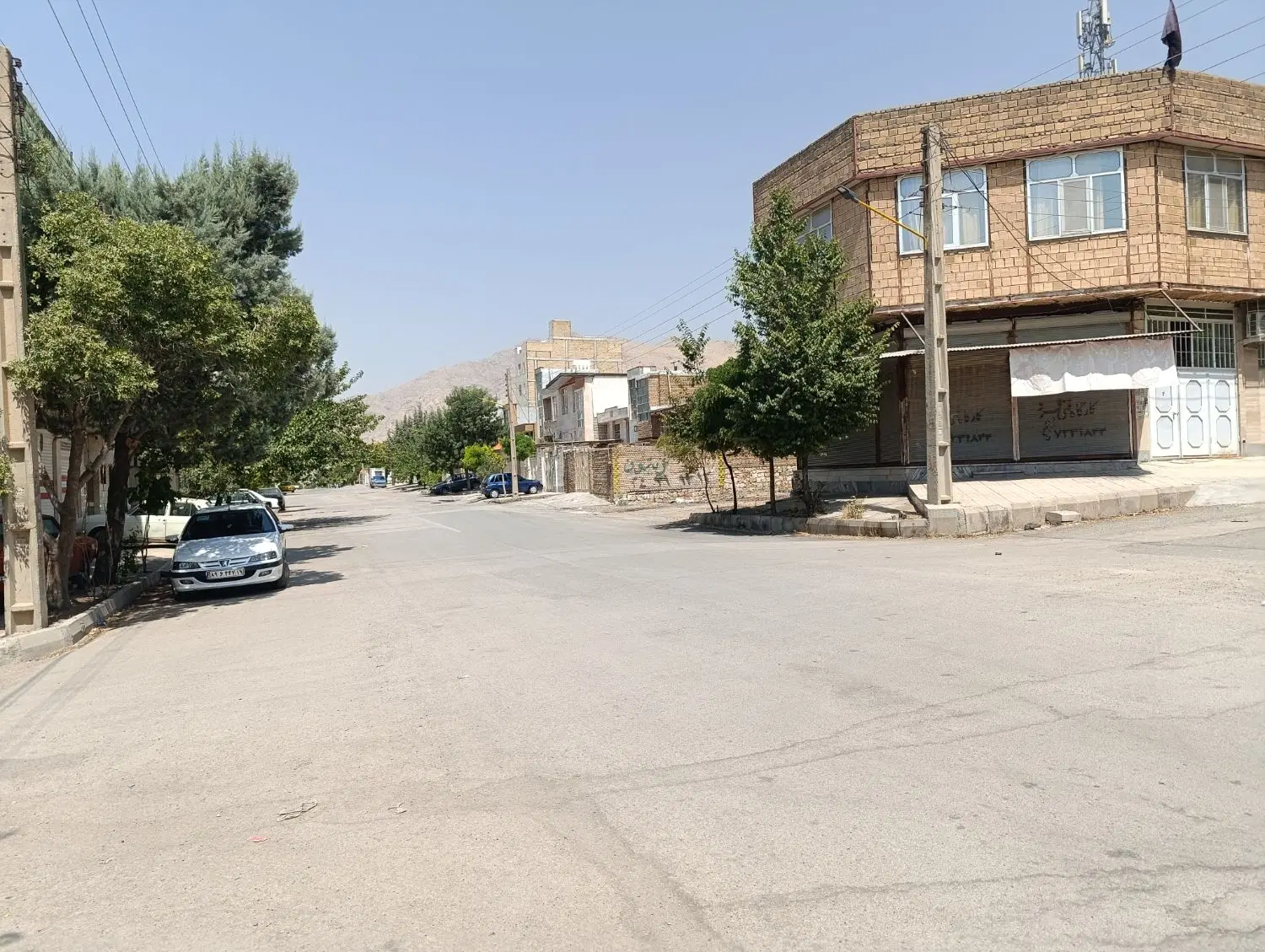 فروش یک قطعه زمین مسکونی در شهرک ظفر