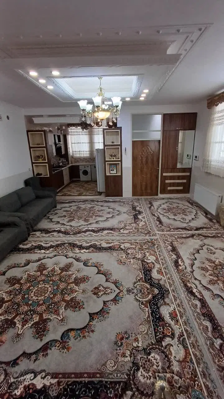 فروش منزل مسکونی موقعیت خوب سند شش دانگ