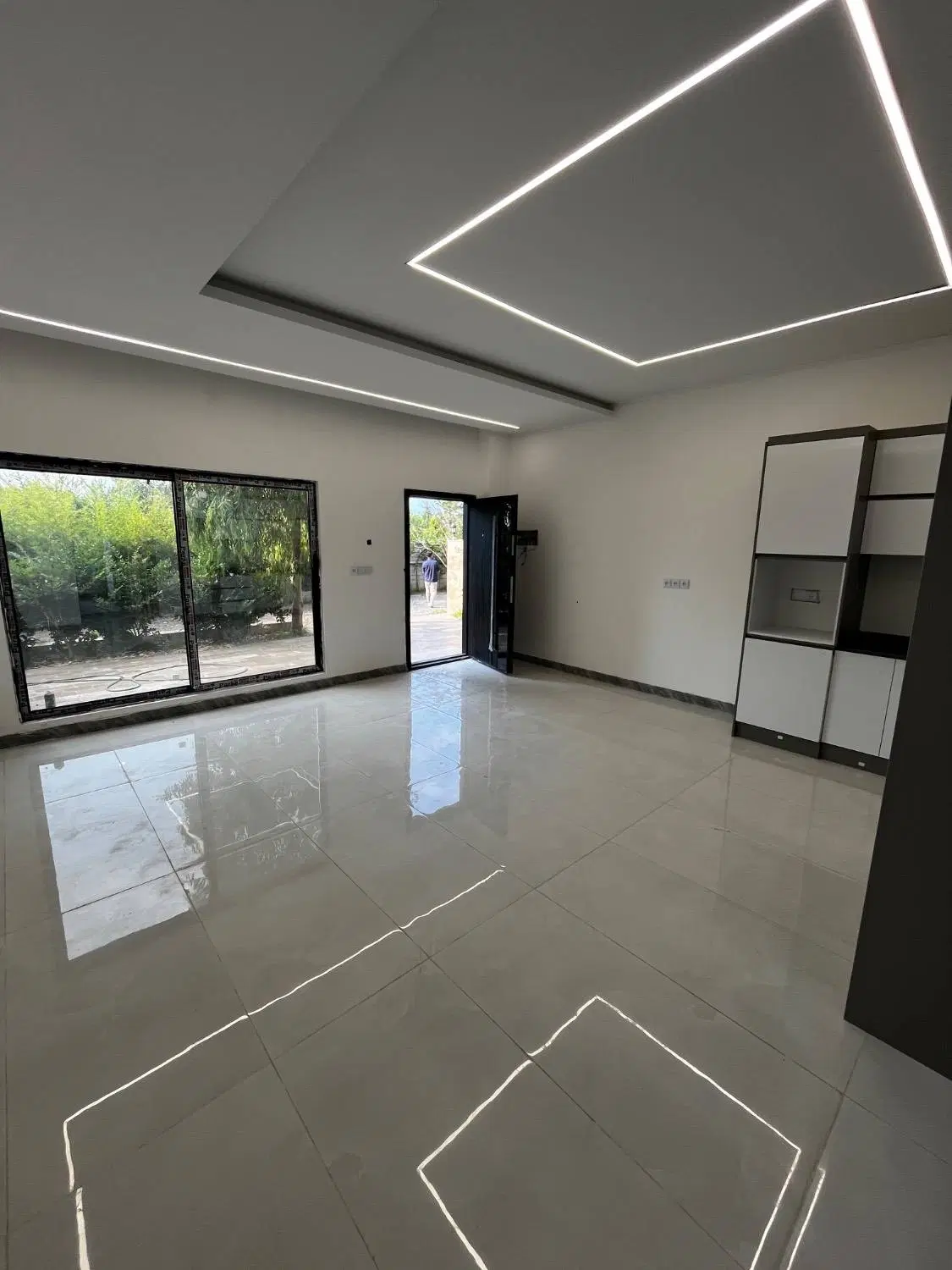 فروش ویلا استخردار اتوبان آمل به محمودآباد