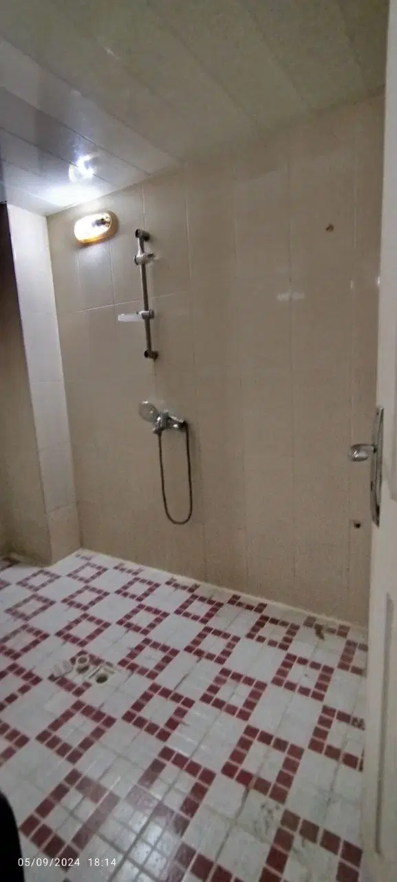 فروش ۷۰ متر خوش‌نقشه در فاز ۲ شهرک امید صفادشت