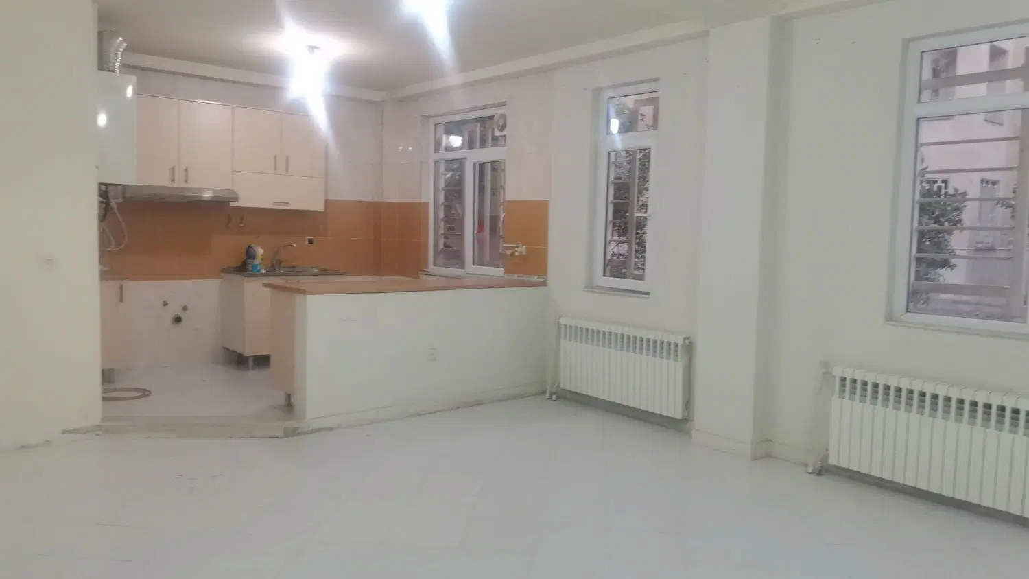 80متر 2خواب مرکزشهر همکف عدالت