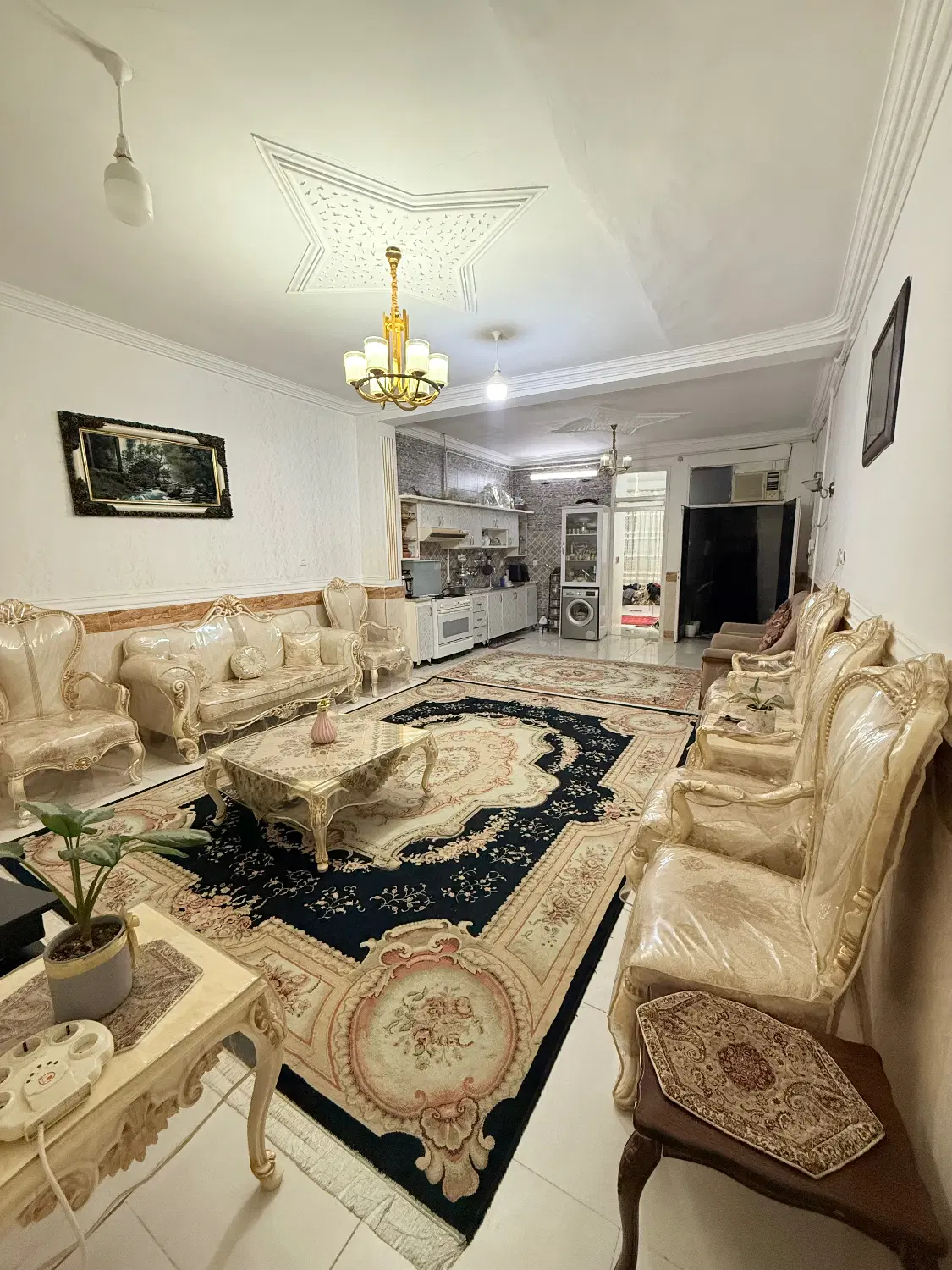 خانه دو طبقه به صرفه و شیک