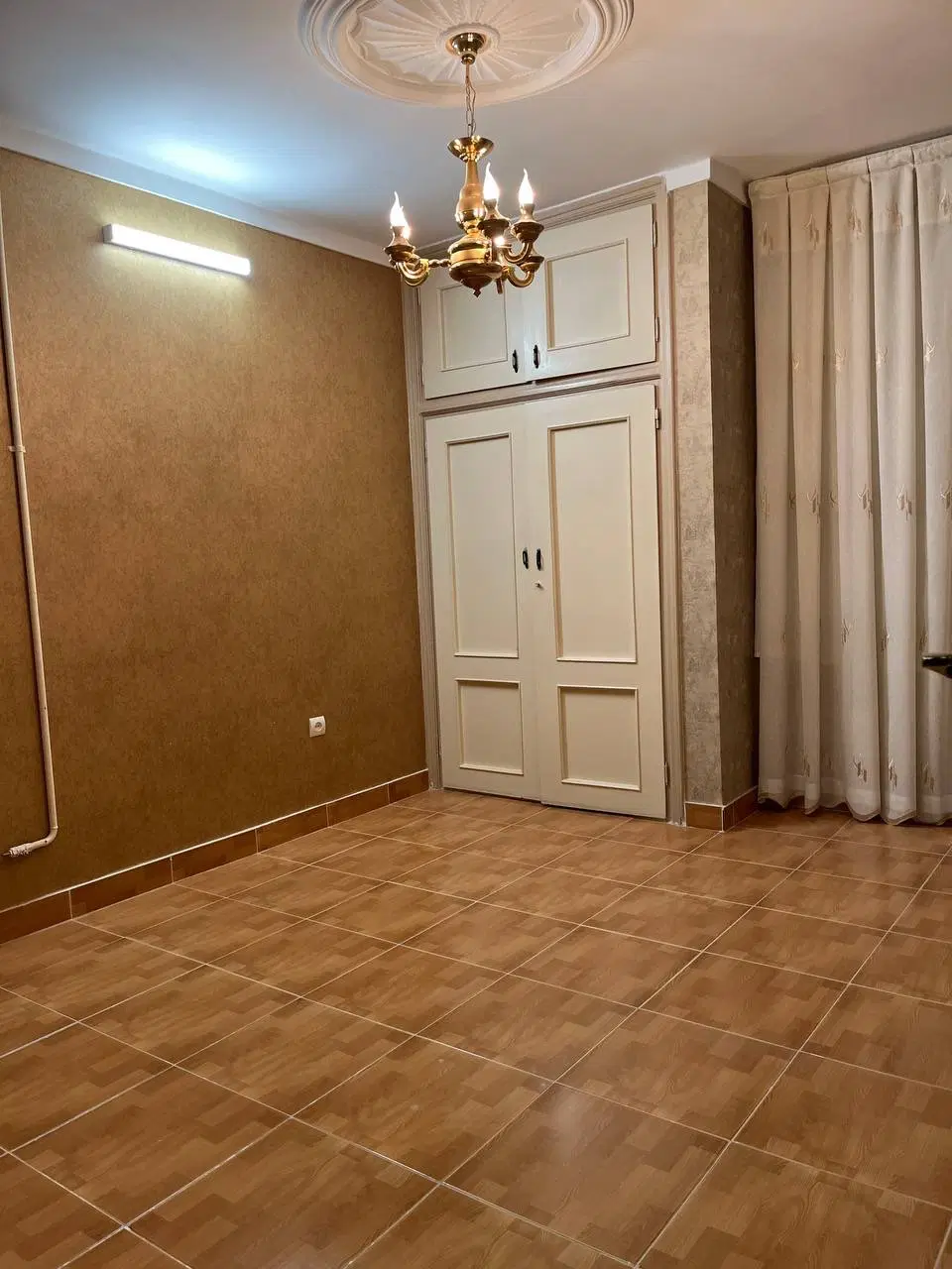 آپارتمان۱۱۶ متری دادگستر