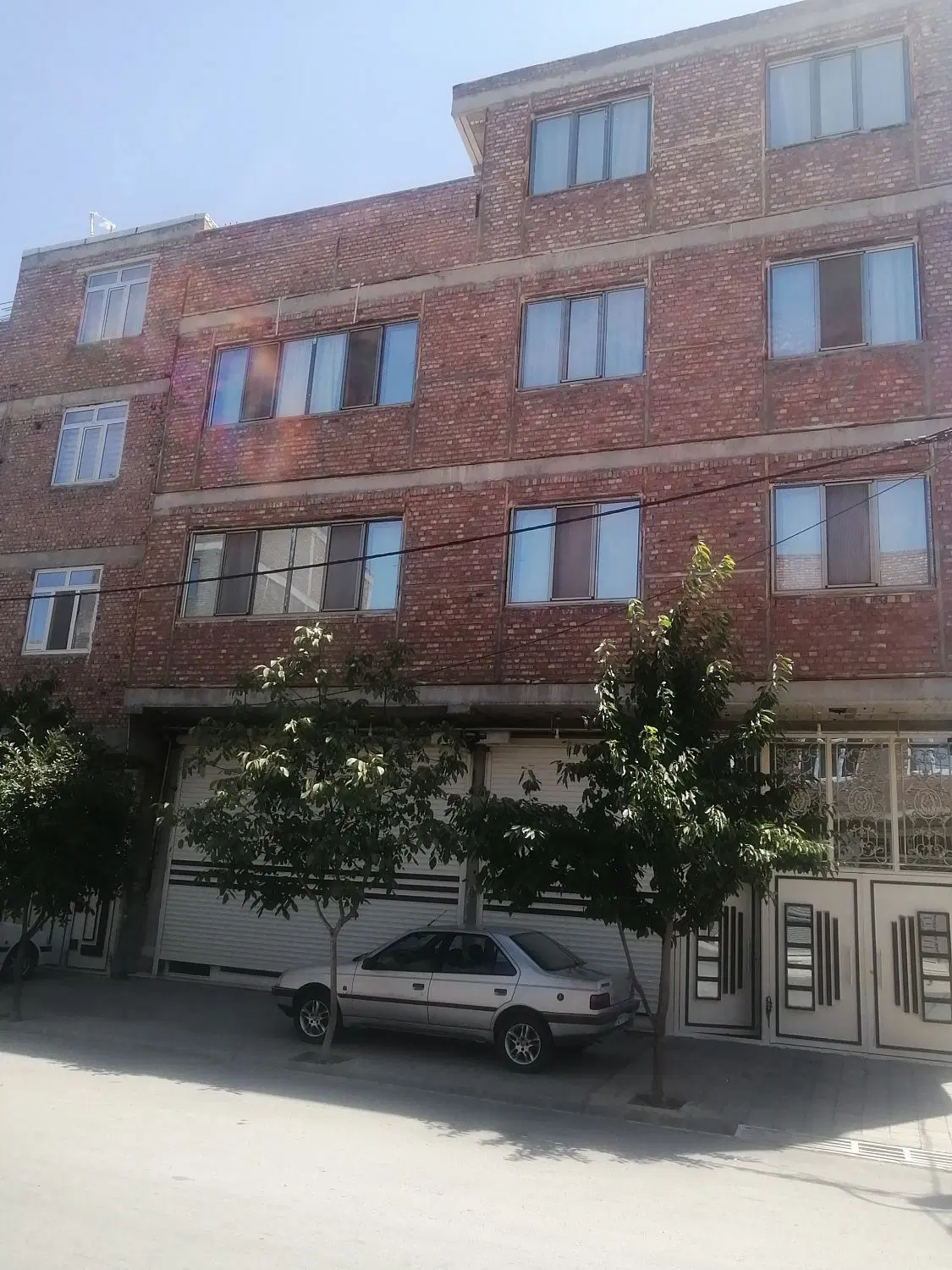 اجاره واحد مسکونی دو خوابه، خیابان ۲۰متری فردوسی
