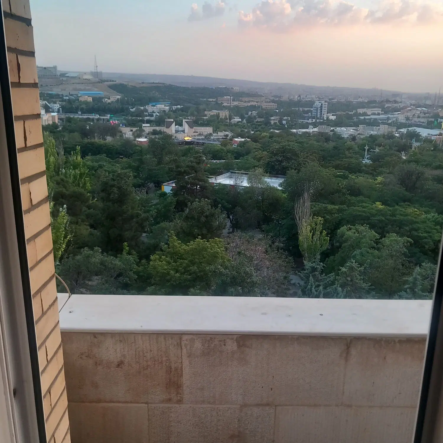 خونه ی دلباز ولیعصر