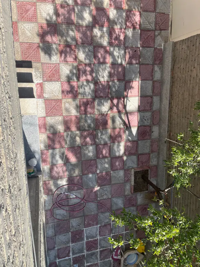 حیاط دربست لوکس