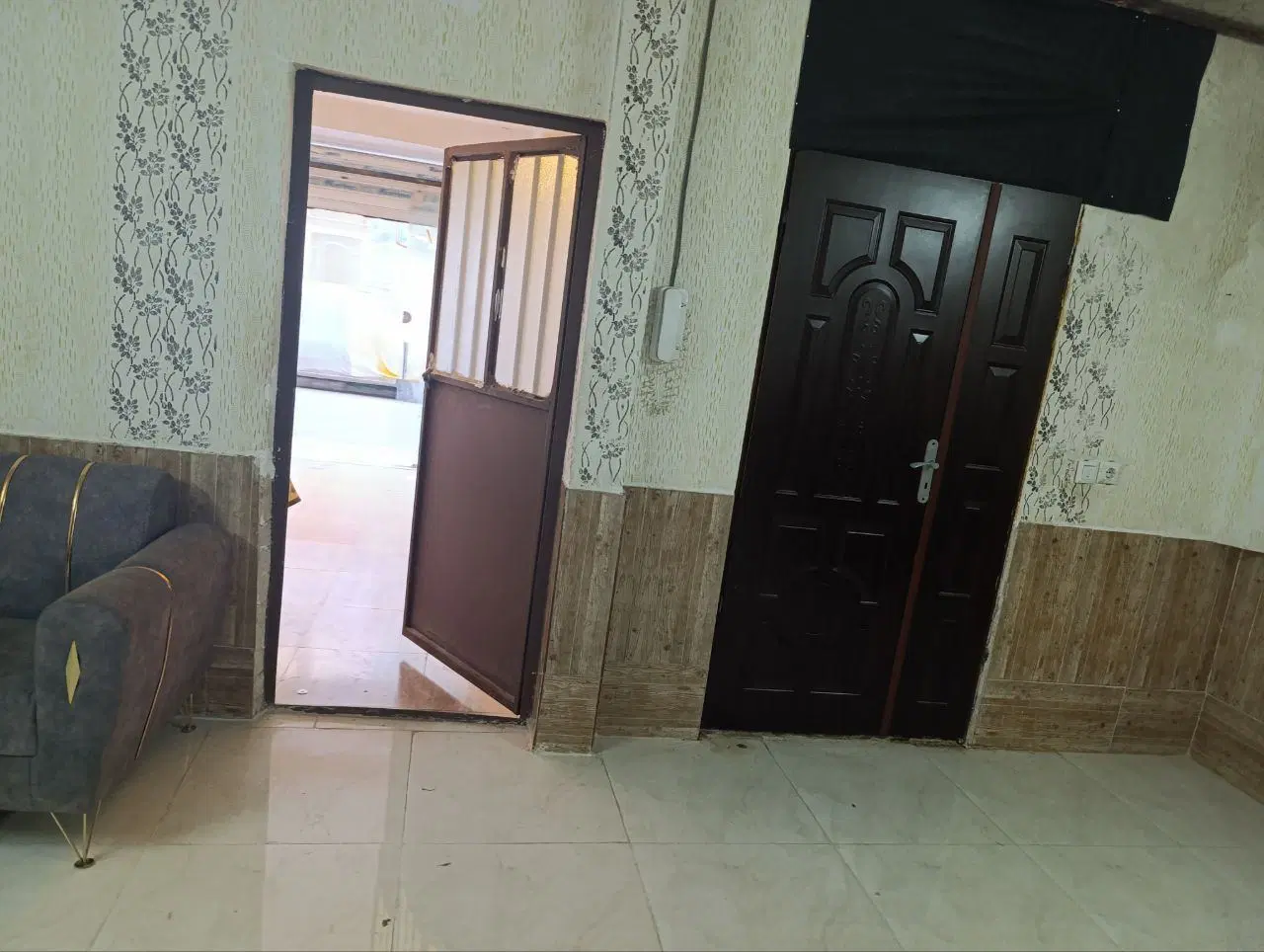 هم مسکن،هم مغازه. ۷۵ متری همکف با درب برقی (طبرسی)