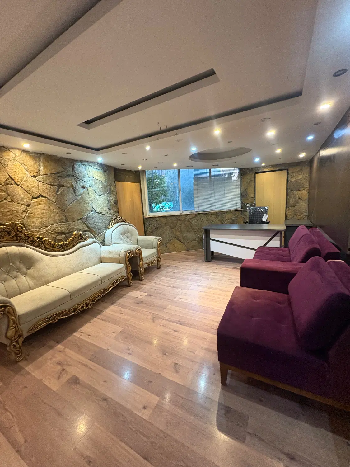 اجاره  دفتر و اجاره اتاق