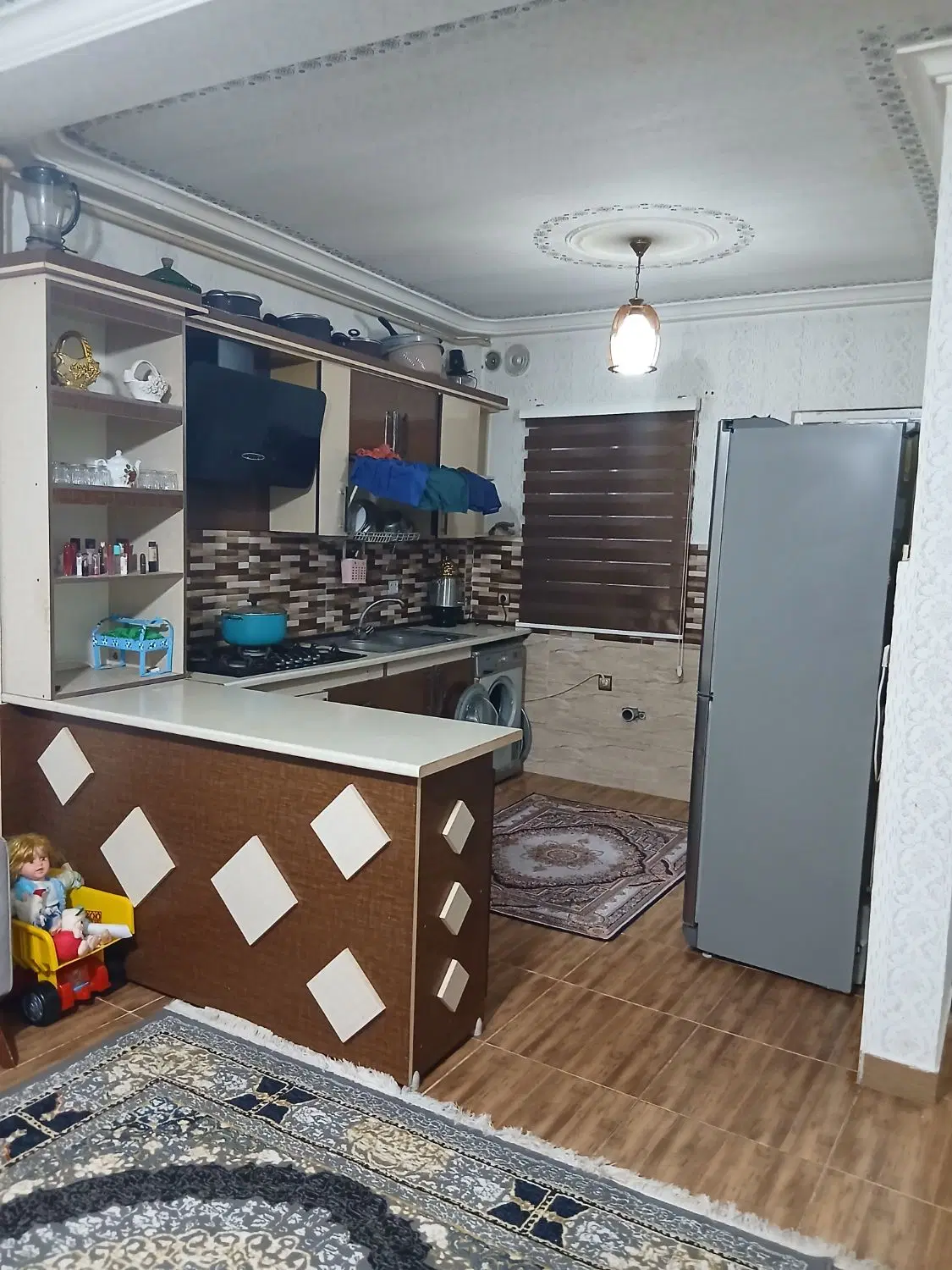 خونه برای اجاره فوری تماس بگیرید