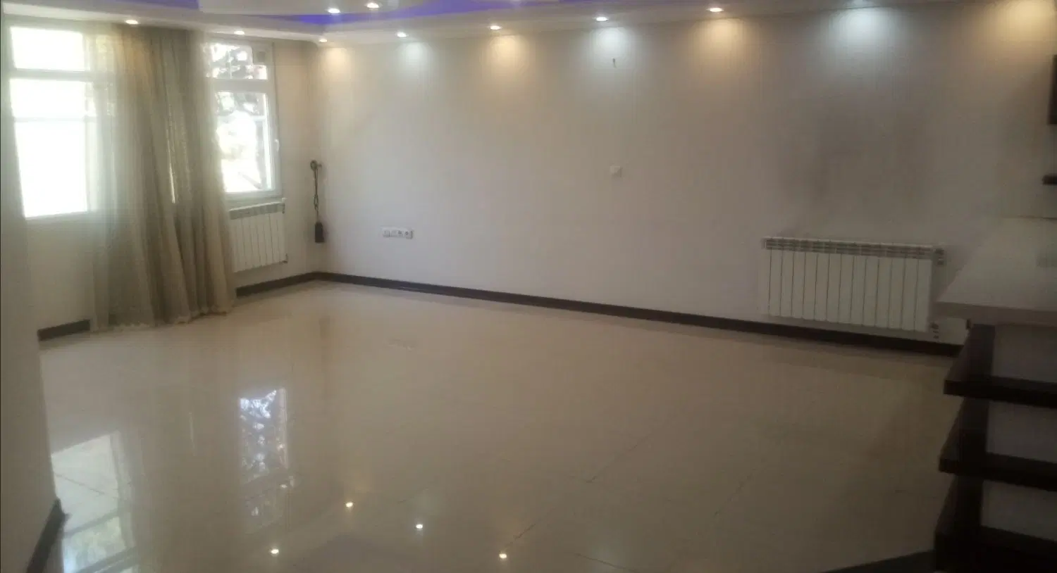 آپارتمان 2 خوابه همت جنوبی