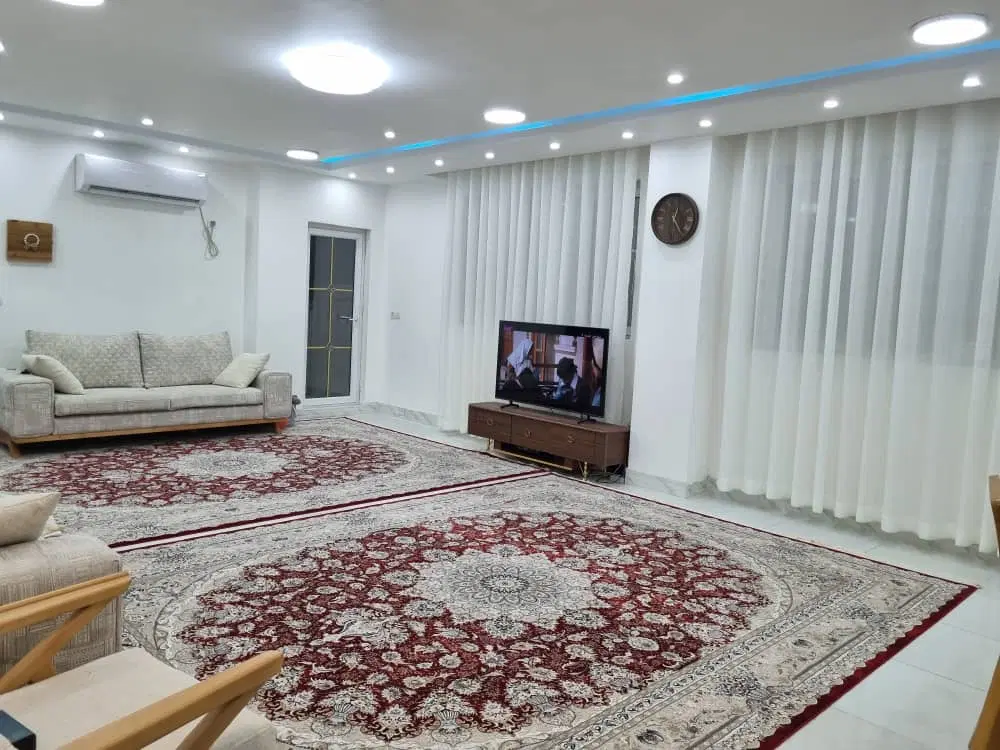 ویلایی دوطبقه رو همکف الهیه شمالی