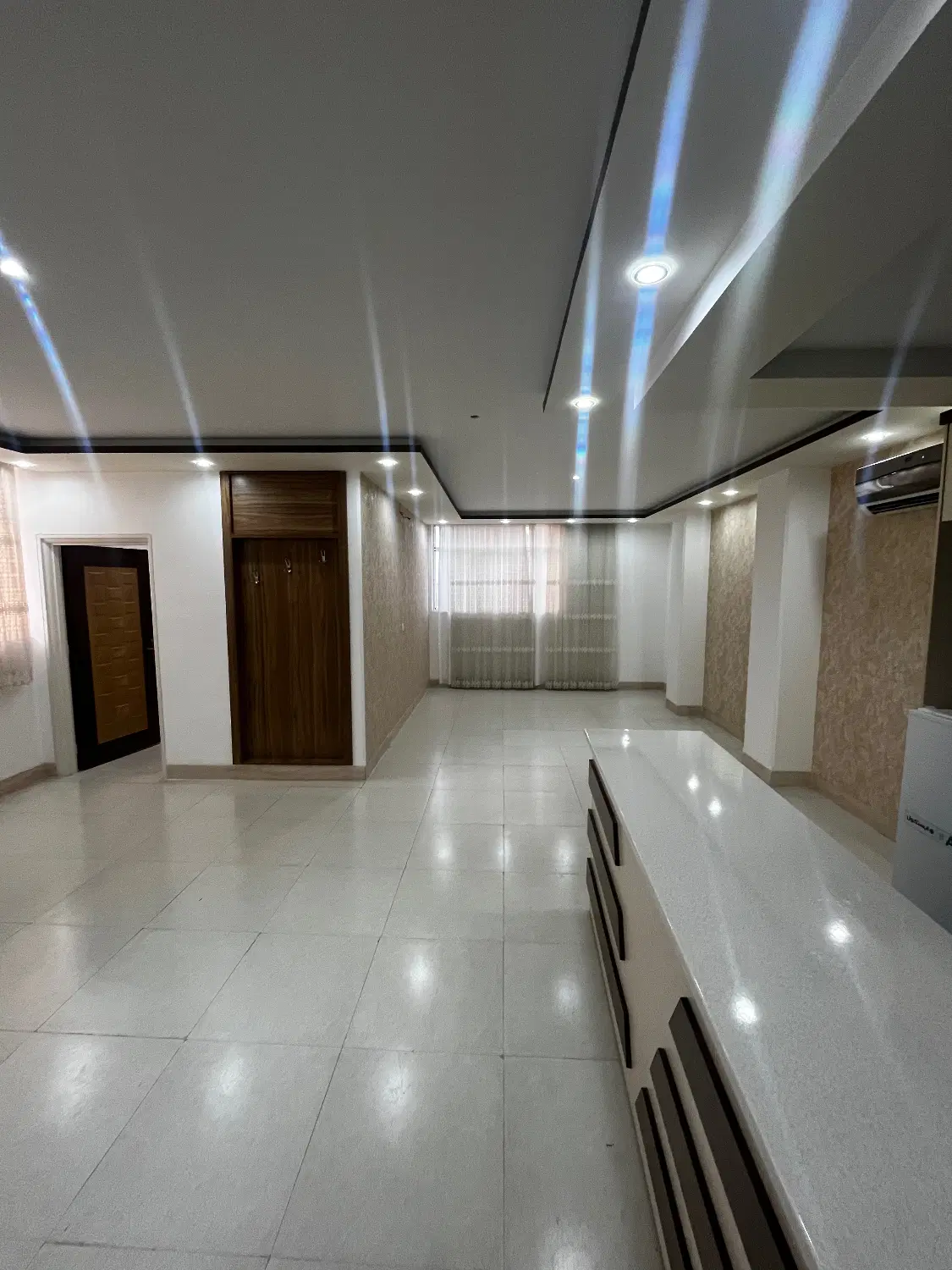 اجاره واحد تجاری