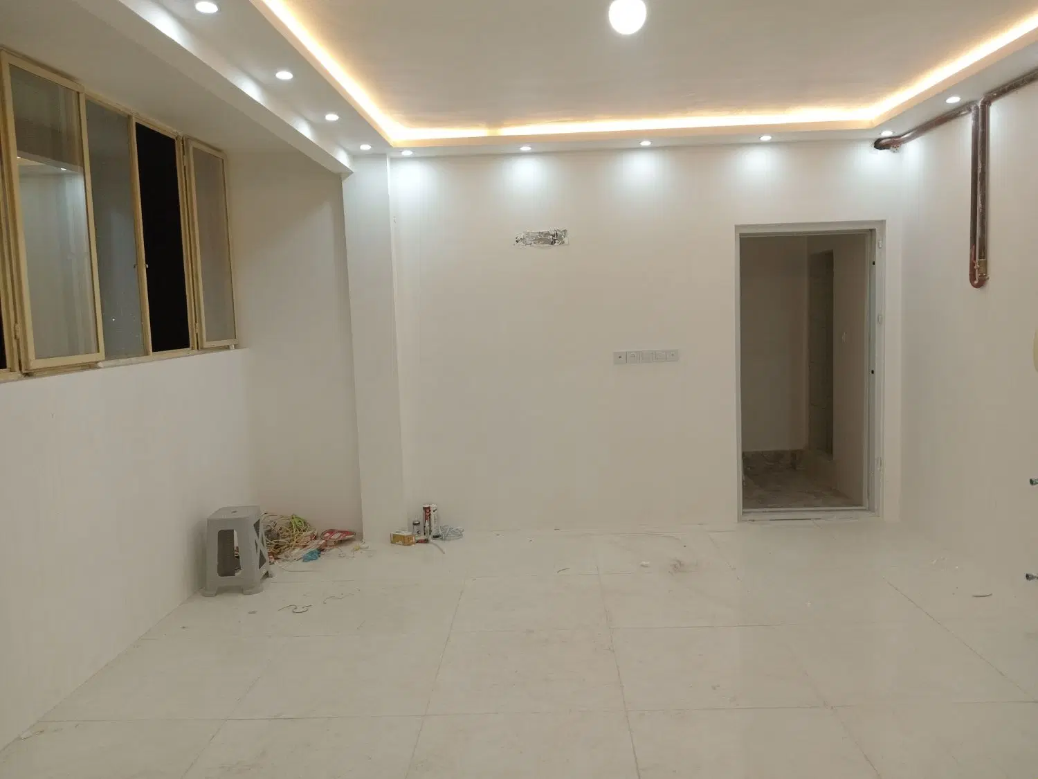 آپارتمان در سه طبقه چمن ۲۷