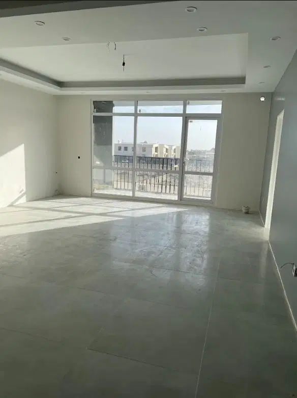 شهرک ناز 126 متر فول امکانات