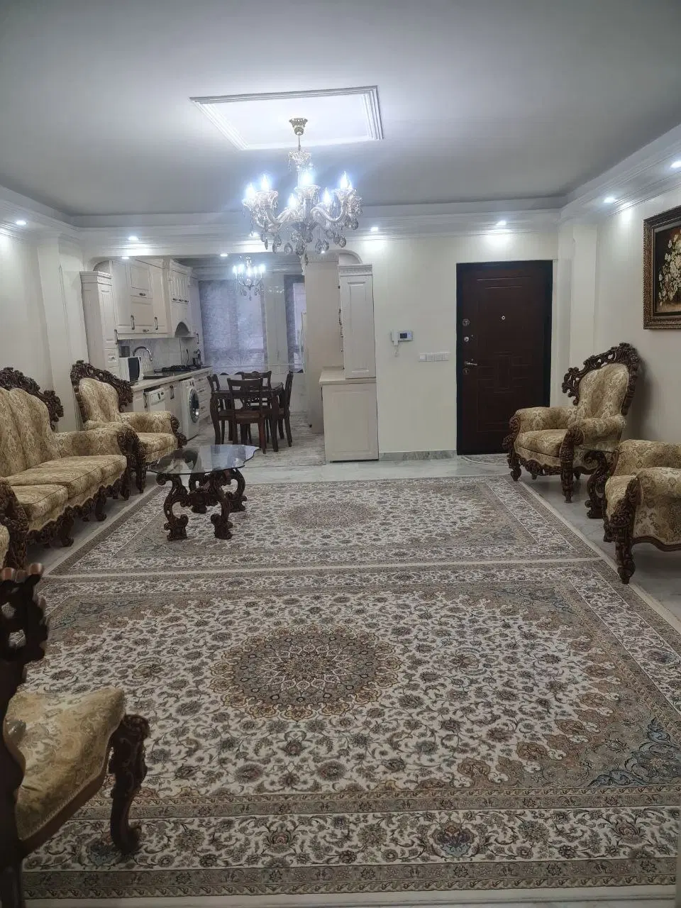آپارتمان ۹۰متر تک واحدی ۲ خواب