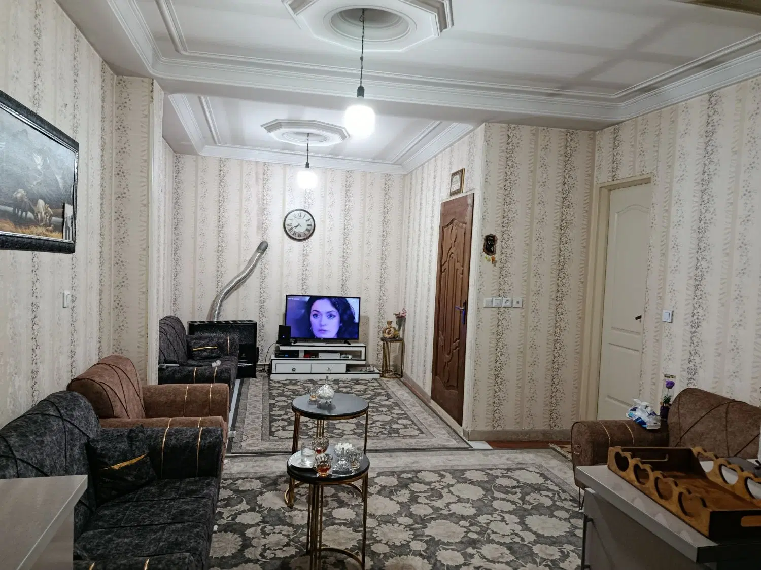 آپارتمان ۵۰متری ابتدای قائمیه
