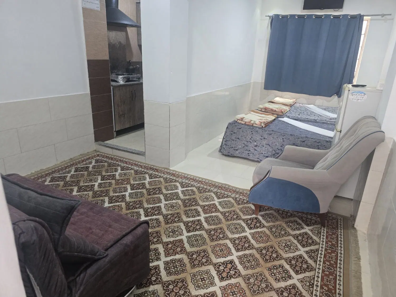 مهمانپذیر آفرینش کنار حرم