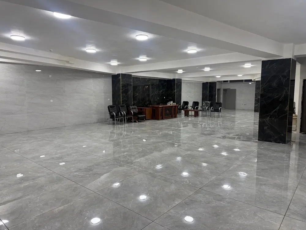 زیر زمین تجاری خدماتی