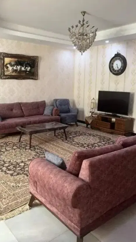 همخونه ترجیحا خانوم