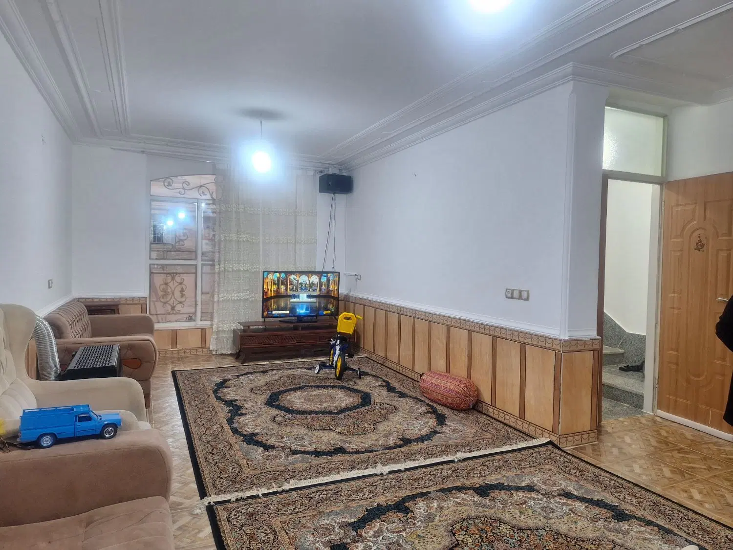 فروش منزل ویلایی درب حیاط مستقل گویم