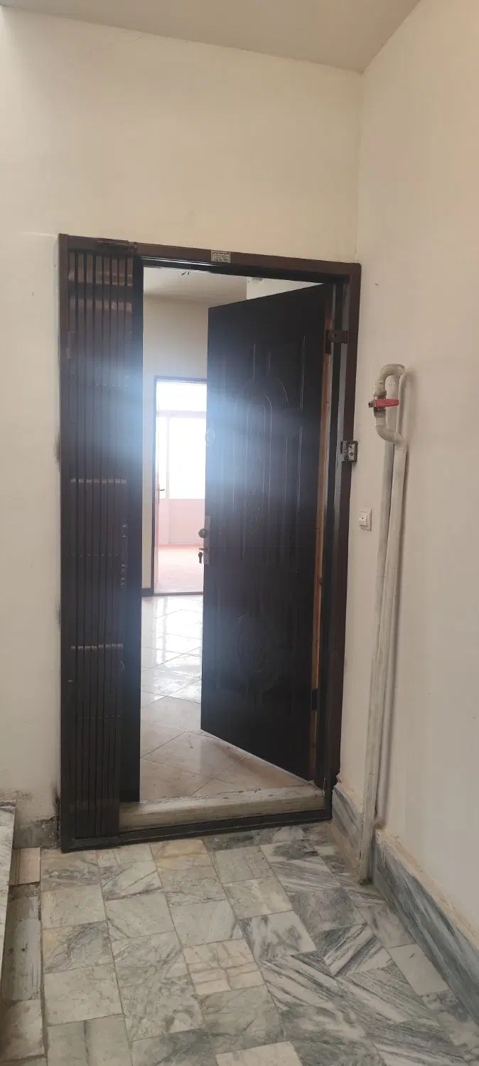 آپارتمان 75 متری    کوه سنگی پارس 8