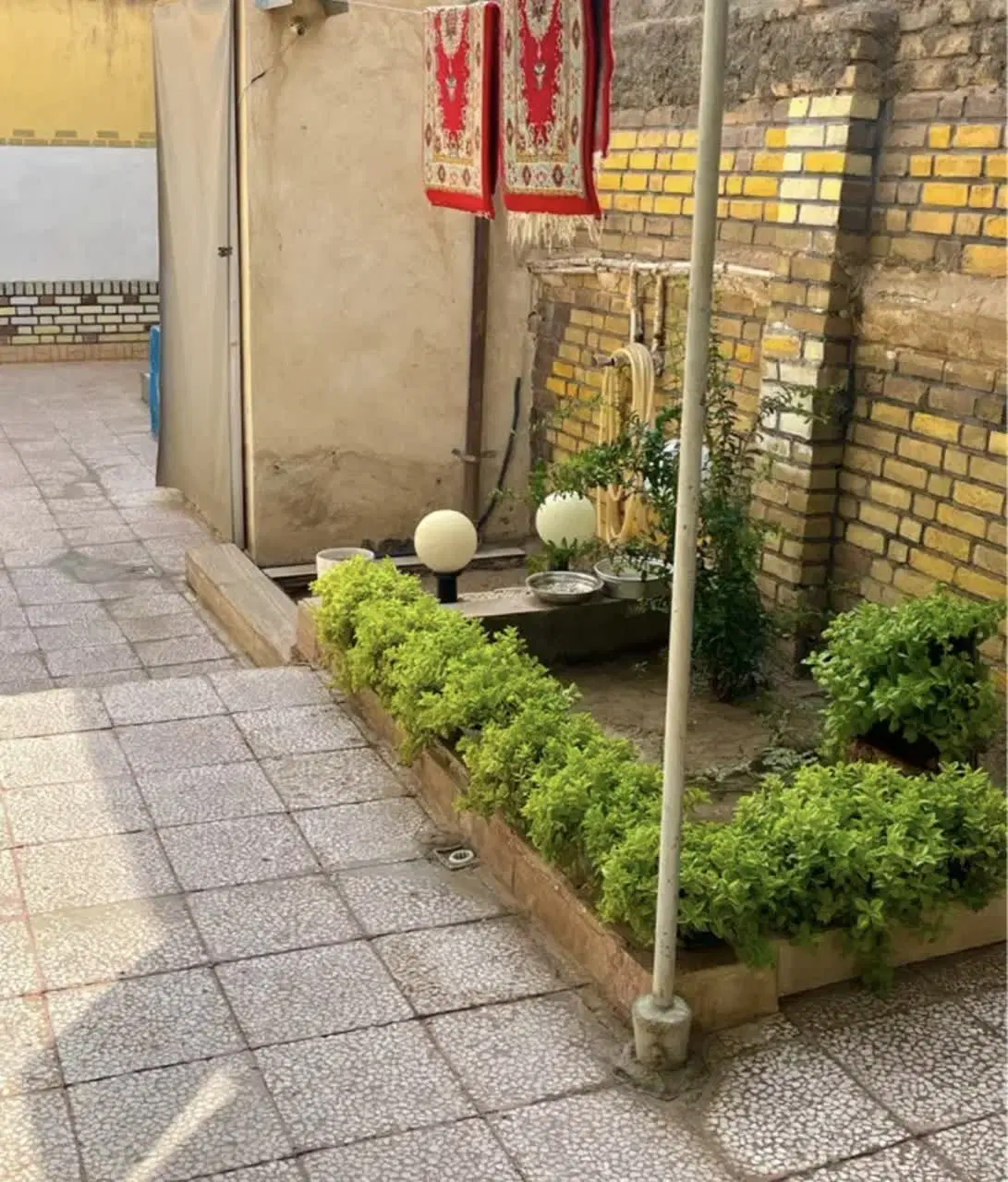 خانه ویلایی ۱۸۳ متری شش دانگ
