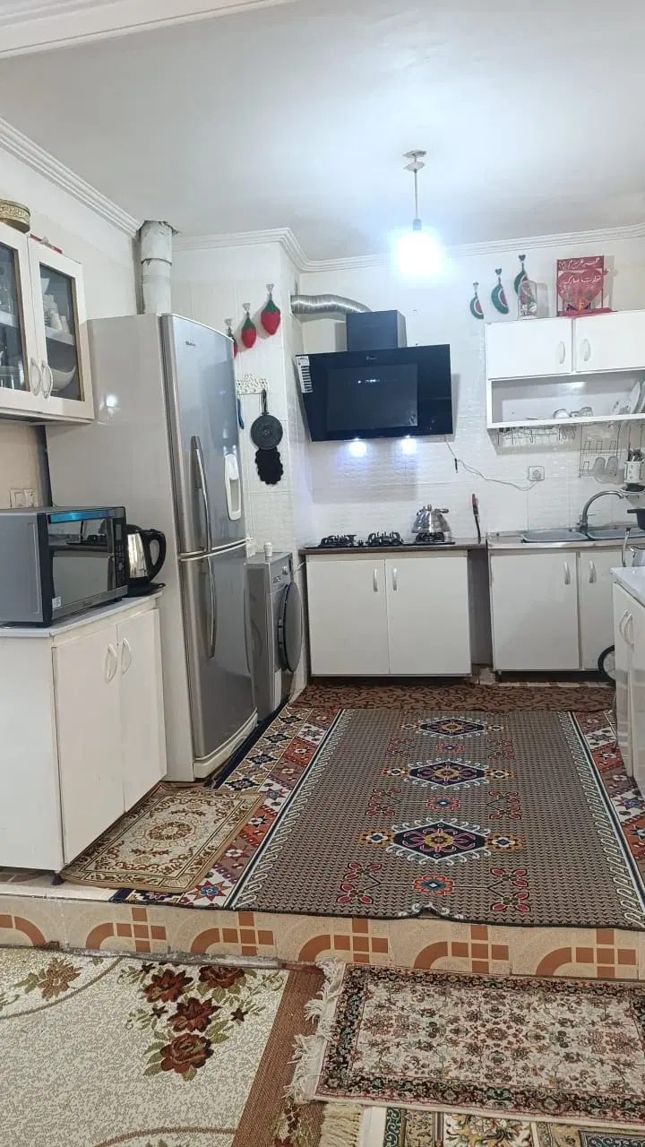 خانه اجاره ای رهن کامل طبقه سه