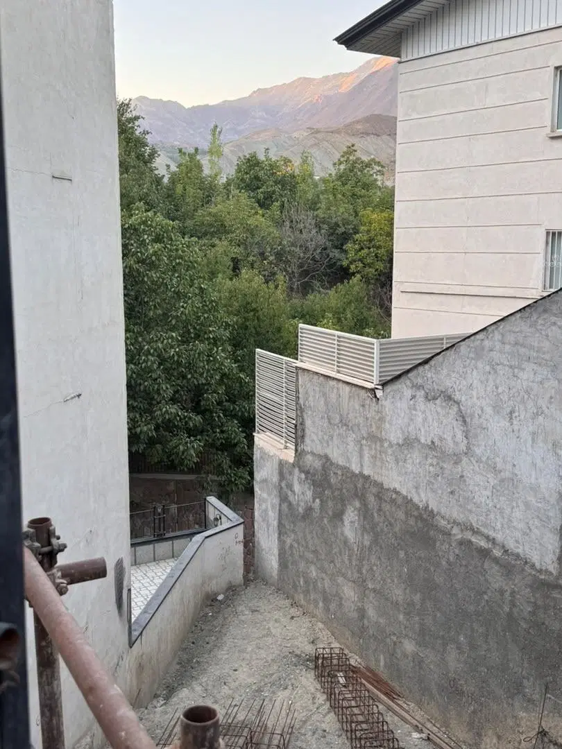 فروش زمین ۱۹۰ متری در لواسان - چشم‌انداز کوهستان