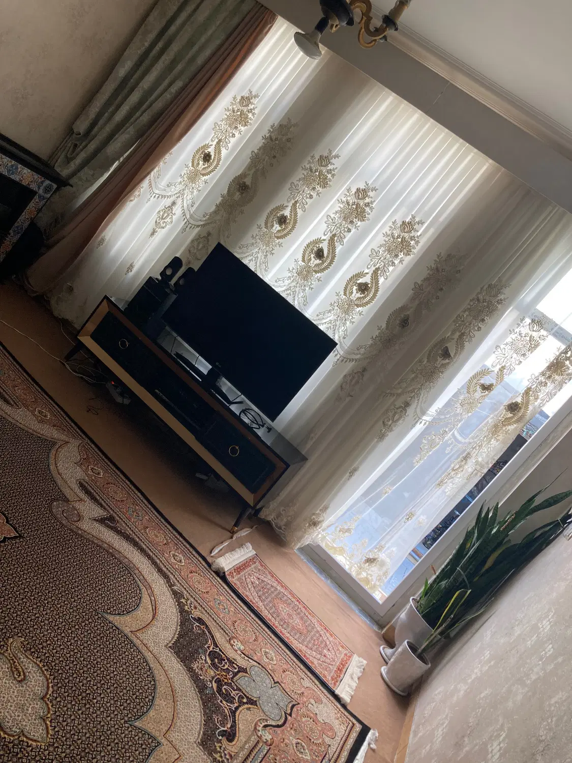 ویلایی بهار خواب