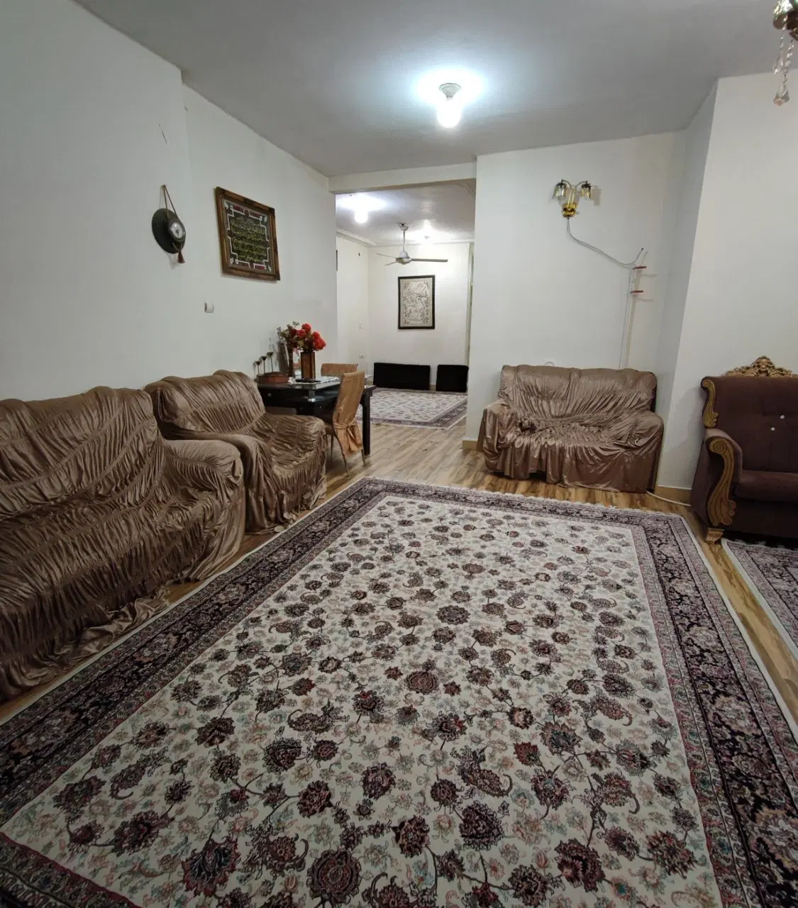 ویلایی دو طبقه ۲۸۸ متر ،کاملا مجزا